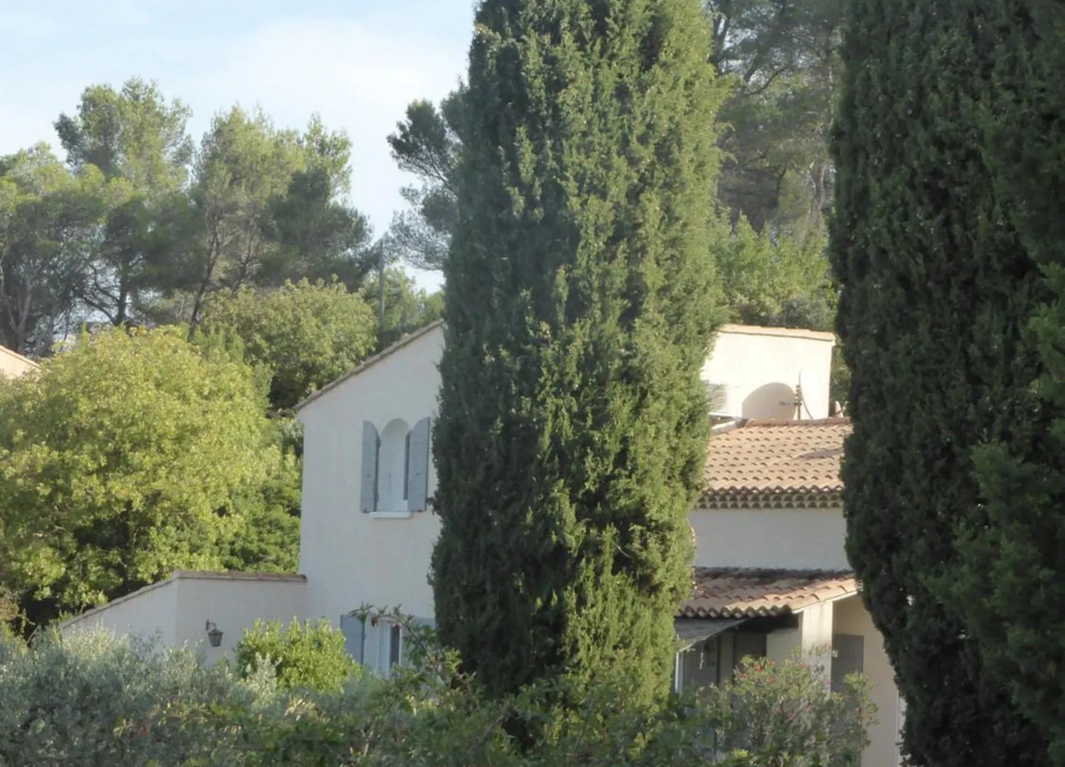 2 Chambres Au Calme Villa Chrisma Provence Orgon 0*,